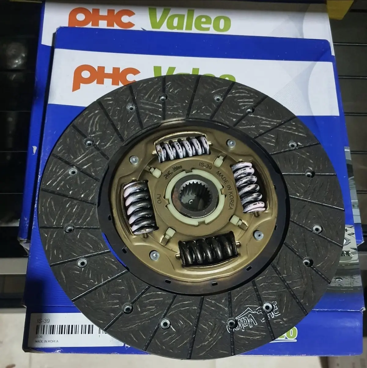 Repuesto original para pickup o camioneta diésel — Repuestos Alternativos